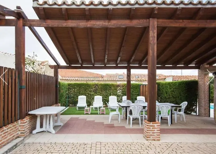 Blason Conde De Castro 度假居 Santo Tomé de Zabarcos